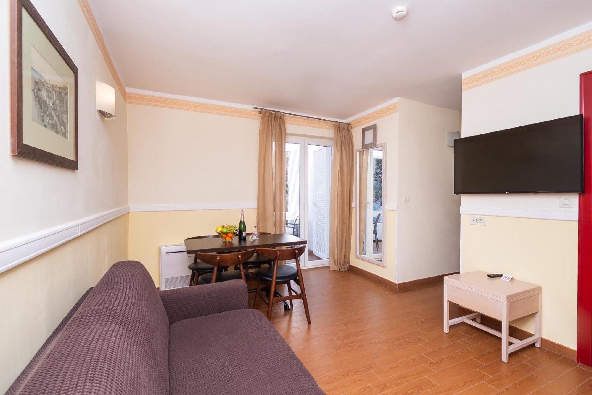 Amadria Park Apartments Šibenik Esterno foto